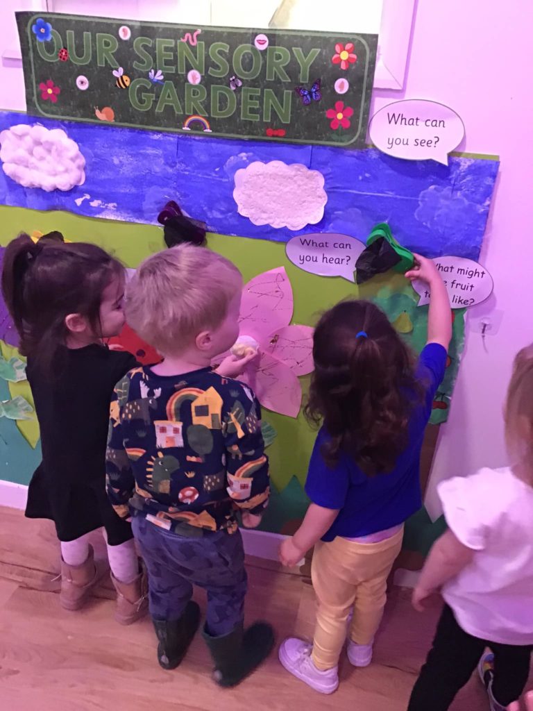 Tasting, Smelling and Touching at Children 1st Leicester Children