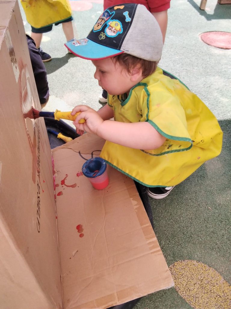 Creating with Paint at Children 1st Chesterfield Royal Hospital